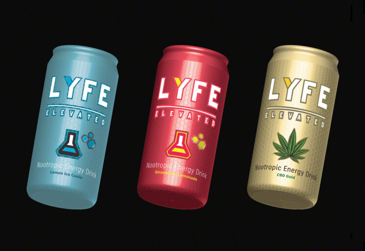 3D models for beverage cans, vector-based renders